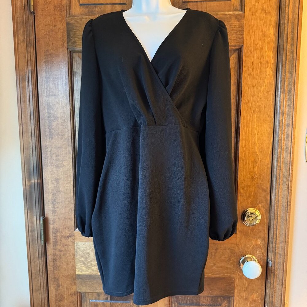 Shein Black V-Neck Dress w/Hidden Side Zipper X-Large